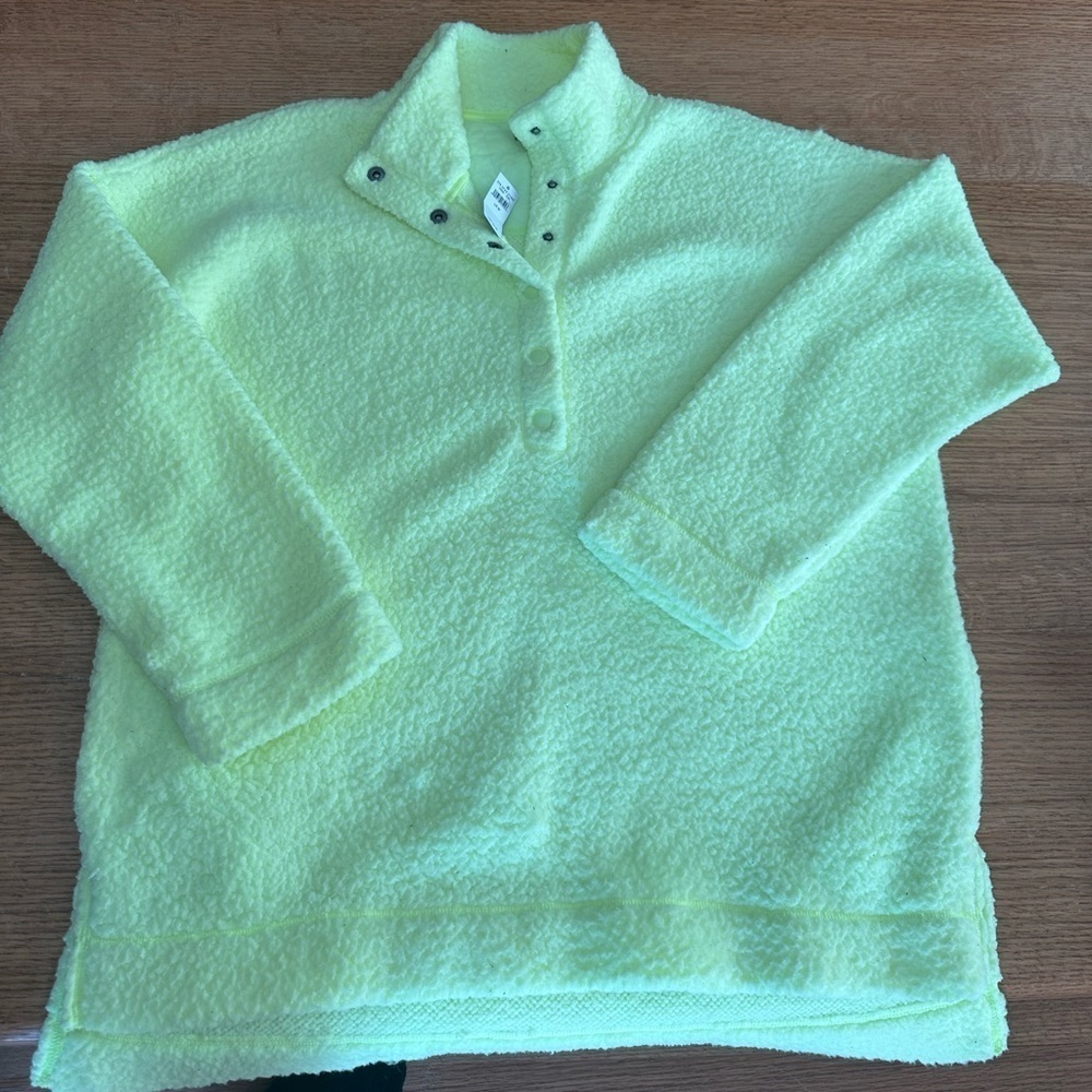Aerie NWT Cloud Sherpa Oversized pullover tennis ball green sz medium 24” p2p - Picture 12 of 14